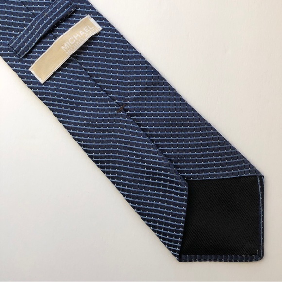 Michael Kors Dark Blue Tie Necktie - Picture 3 of 4